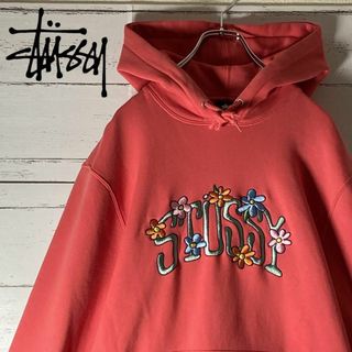 ステューシー(STUSSY)の112 【美品！希少カラー】ステューシー☆ビッグアーチロゴ 花柄刺繍 パーカー(パーカー)