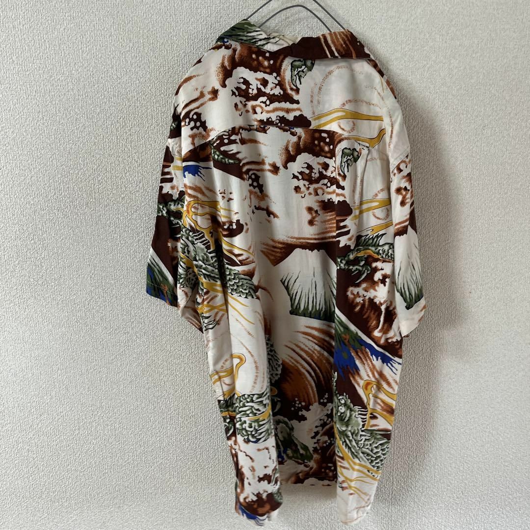 E1 龍柄シャツ　半袖　オープンカラー　和柄　ゆったり　開襟　富士山　Ｌメンズ メンズのトップス(Tシャツ/カットソー(半袖/袖なし))の商品写真
