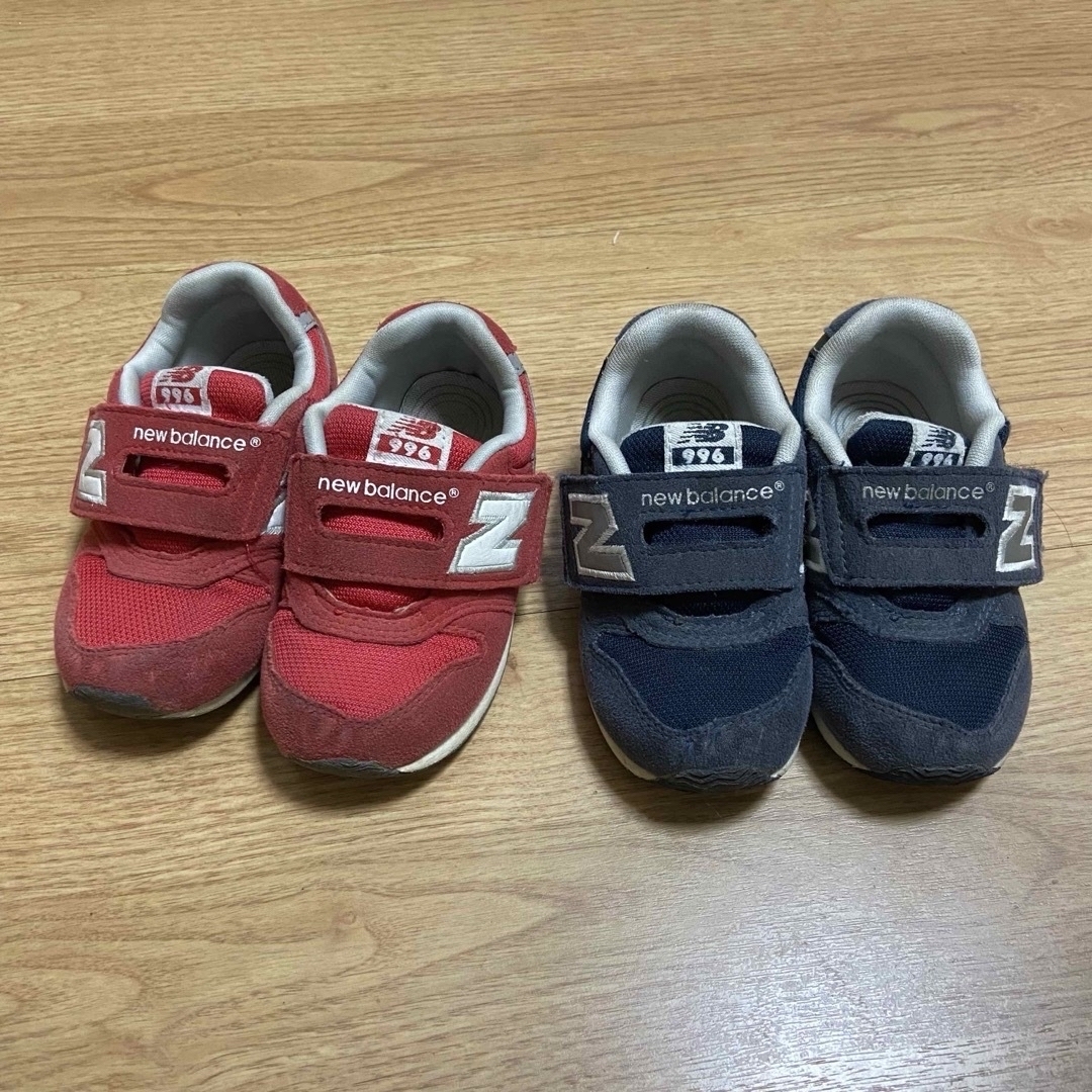 New Balance(ニューバランス)の【ニューバランス】2足セット　赤15㌢　グレー16㌢ キッズ/ベビー/マタニティのキッズ靴/シューズ(15cm~)(スニーカー)の商品写真