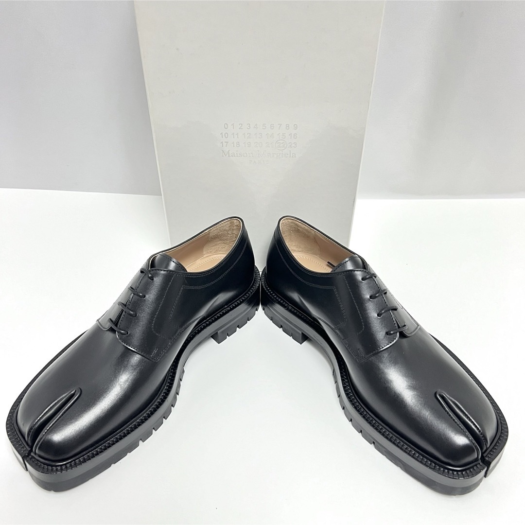 Maison Martin Margiela(マルタンマルジェラ)の42 新品 メゾンマルジェラ タビ レースアップ シューズ Tabi 足袋 黒 メンズの靴/シューズ(ドレス/ビジネス)の商品写真