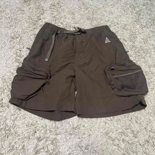 ナイキ(NIKE)の【NIKE⭐︎ACG】メンズSサイズ⭐︎ブラウンのショートカーゴパンツ(ショートパンツ)