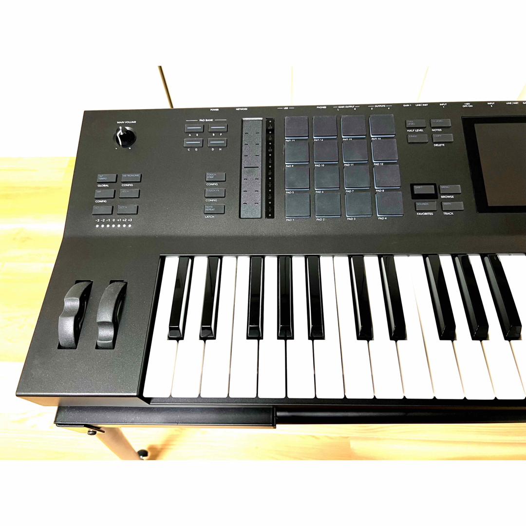 AKAI professional MPC Key 61【シンセサイザー】 楽器の鍵盤楽器(キーボード/シンセサイザー)の商品写真