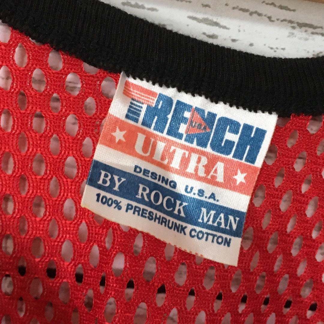 ART VINTAGE(アートヴィンテージ)の【希少】ULTRA TRENCH バスケ タンクトップ F USA 古着 メンズのトップス(タンクトップ)の商品写真