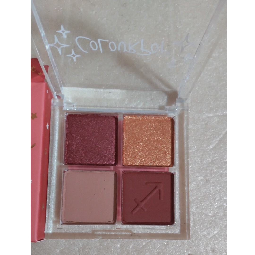 colourpop(カラーポップ)の【未使用※】カラーポップ　プレスドパウダーパレット射手座Sagittarius コスメ/美容のベースメイク/化粧品(アイシャドウ)の商品写真