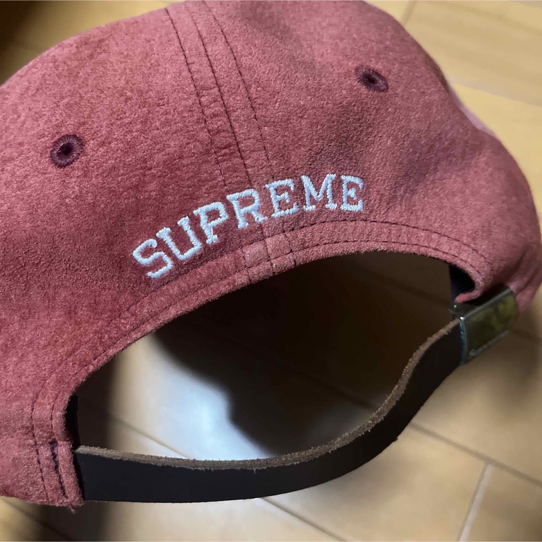 Supreme(シュプリーム)のSupreme 16AW Suede S Logo 6 Panel Cap メンズの帽子(キャップ)の商品写真