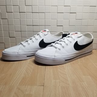 ナイキ(NIKE)の【新品送料込】ナイキ NIKE コート レガシー キャンバス(スニーカー)