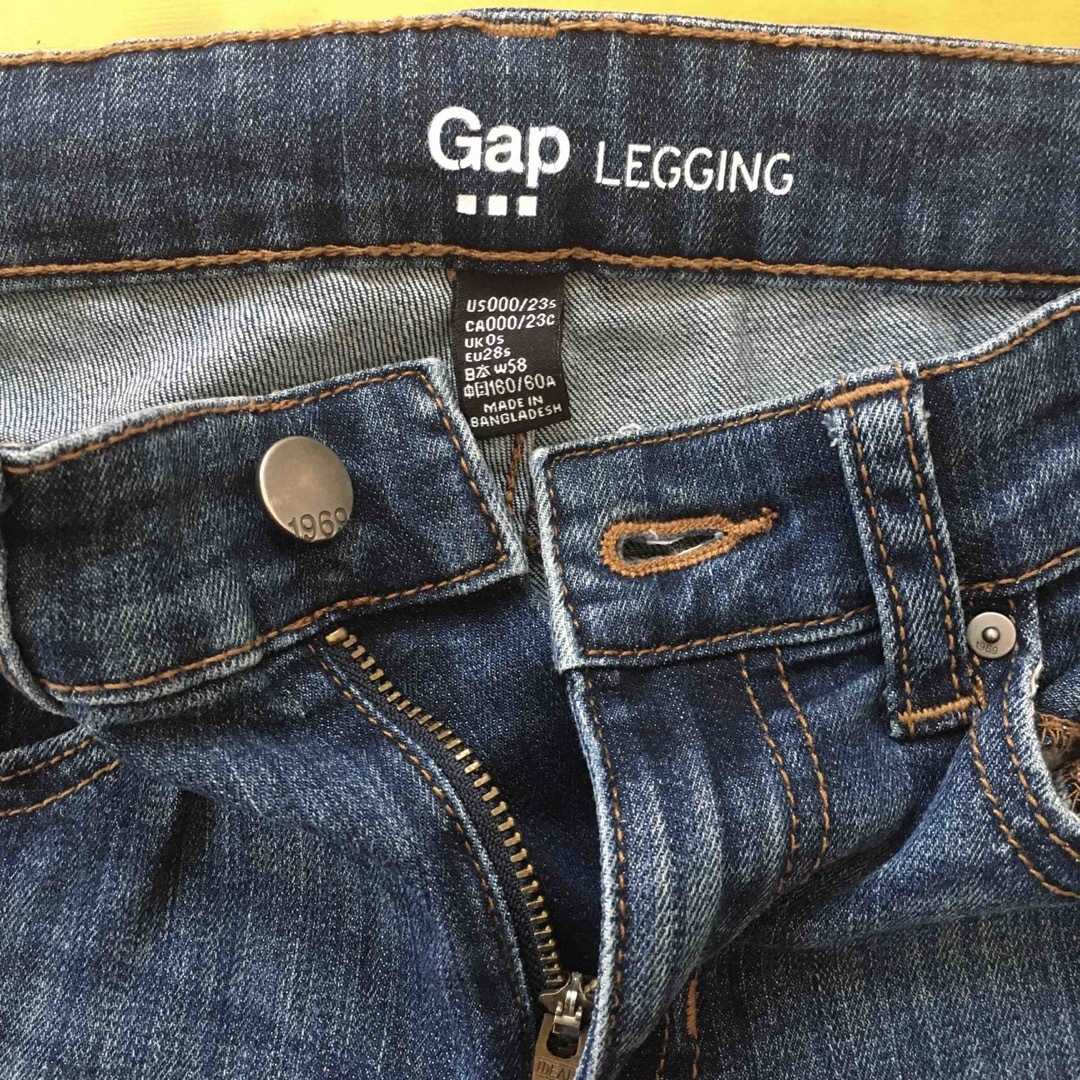 GAP(ギャップ)の★GAP　デニムスキニーパンツ　レギンス　160cm　★ギャップ　ジーンズ レディースのパンツ(デニム/ジーンズ)の商品写真