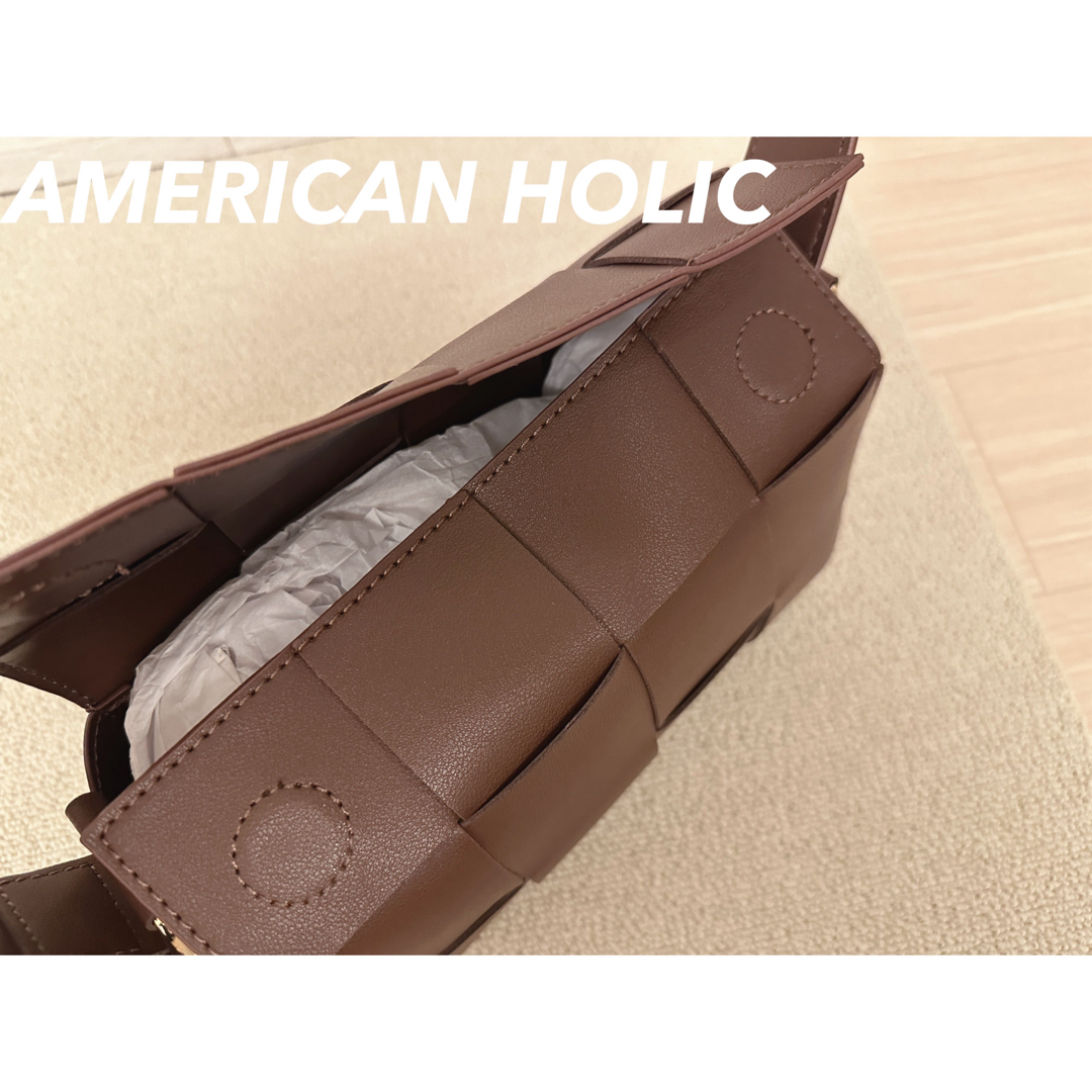 AMERICAN HOLIC(アメリカンホリック)のAMERICAN HOLIC 編み込みBOXショルダーバッグ　ブラウン　新品 レディースのバッグ(ショルダーバッグ)の商品写真