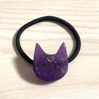 ハンドメイド ヘアゴム  レジン 猫 ルナ風 ラメ(ヘアアクセサリー)