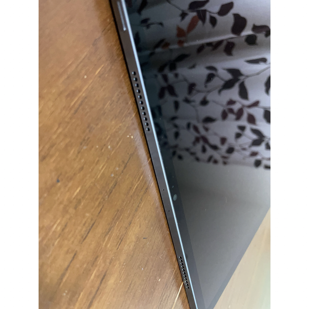 Apple(アップル)のM1 iPad Pro 12.9インチ 第5世代 2021 128GB スマホ/家電/カメラのPC/タブレット(タブレット)の商品写真