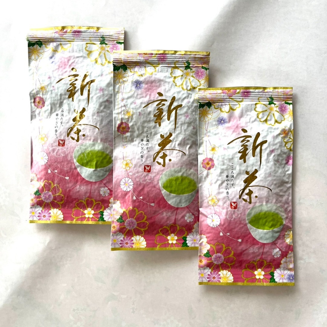 ［３本セット］2024年 新茶！　上　深蒸し茶　リーフ　100g × ３本 食品/飲料/酒の飲料(茶)の商品写真