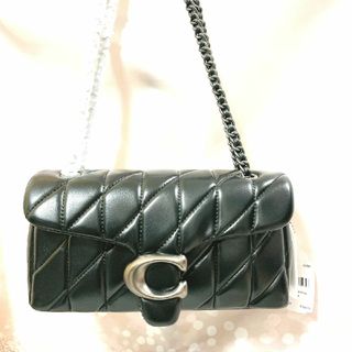 コーチ(COACH)の【24時間以内発送】COACH　キルティングダビー26ショルダーバッグ　ブラック(ショルダーバッグ)