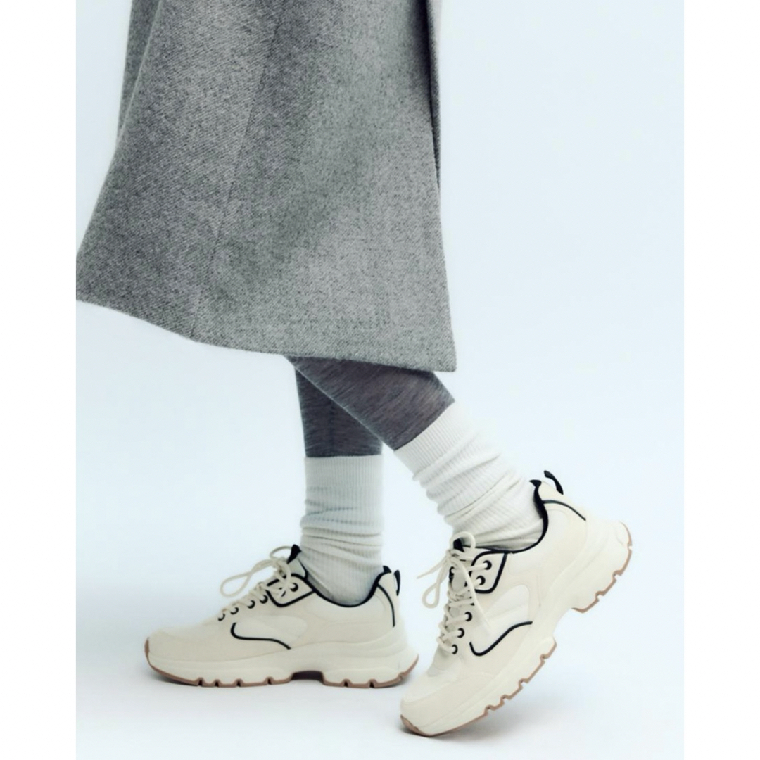 ZARA - 極美品☆ZARA コントラストディテール ランニング ZARA - 極美品☆ZARA コントラストディテール ランニング