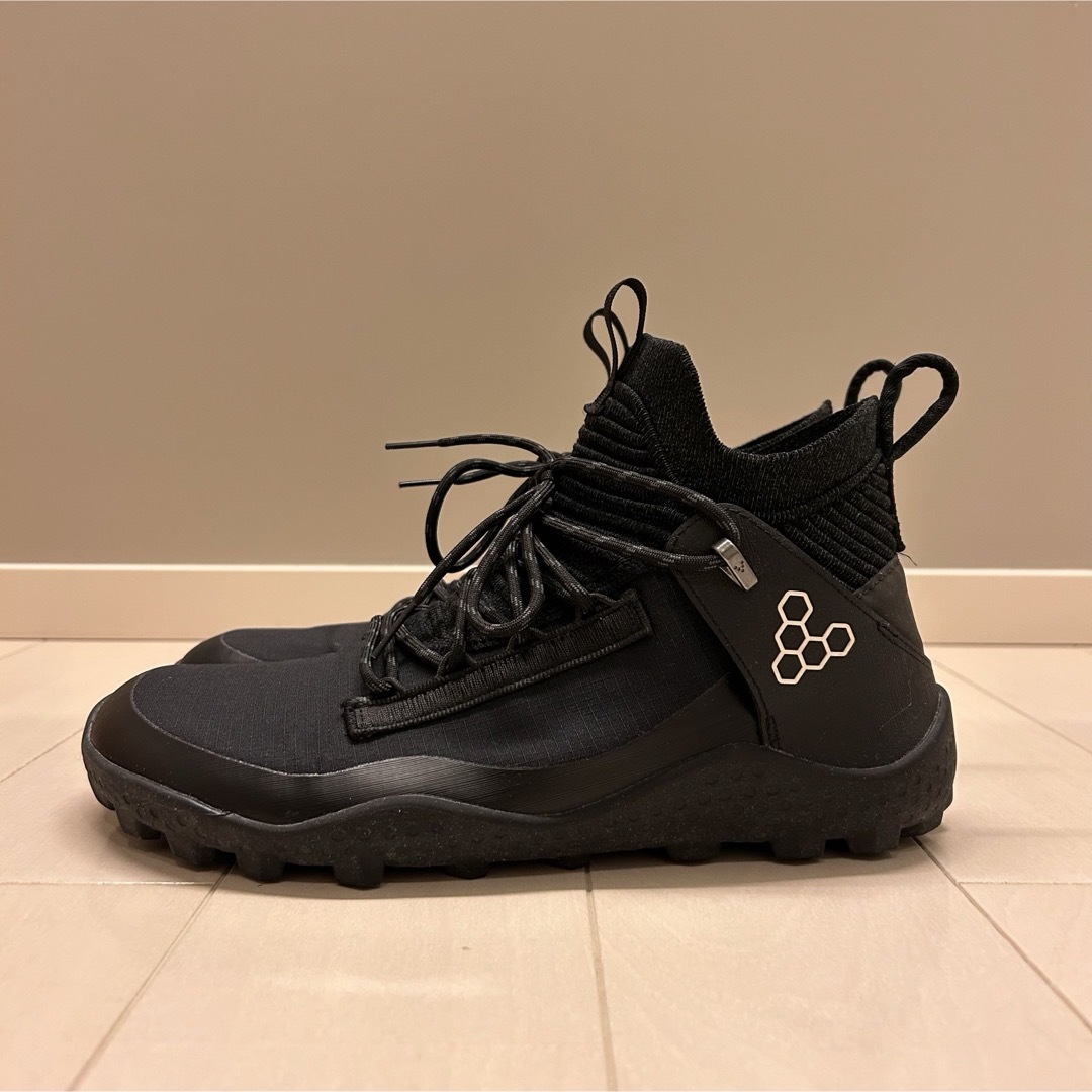 VIVOBAREFOOT MAGNALITE WR SG40試し履きのみ週末価格 スポーツ/アウトドアのアウトドア(登山用品)の商品写真