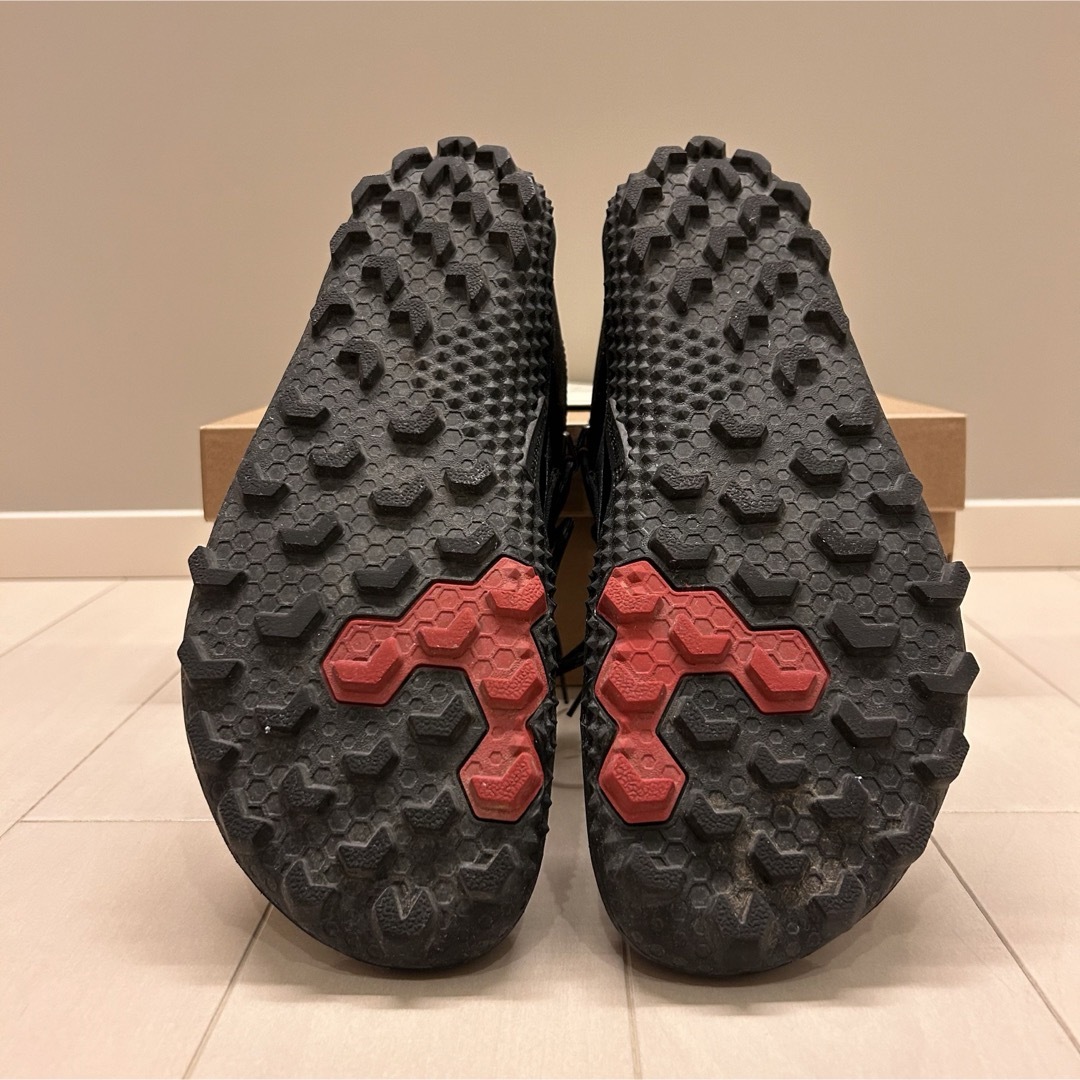 VIVOBAREFOOT MAGNALITE WR SG40試し履きのみ週末価格 スポーツ/アウトドアのアウトドア(登山用品)の商品写真