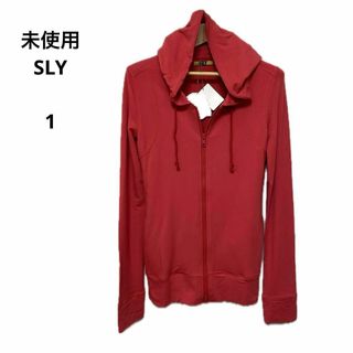 スライ(SLY)の未使用 SLY スライ トップス パーカー レッド 1(パーカー)