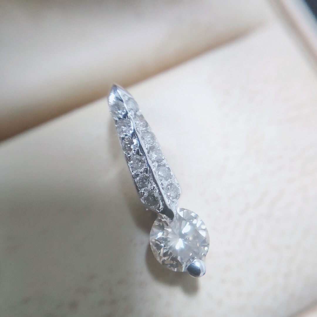 K18WG 0.55ct ダイヤモンド トップ 0.50ct 一粒ダイヤ レディースのアクセサリー(ネックレス)の商品写真