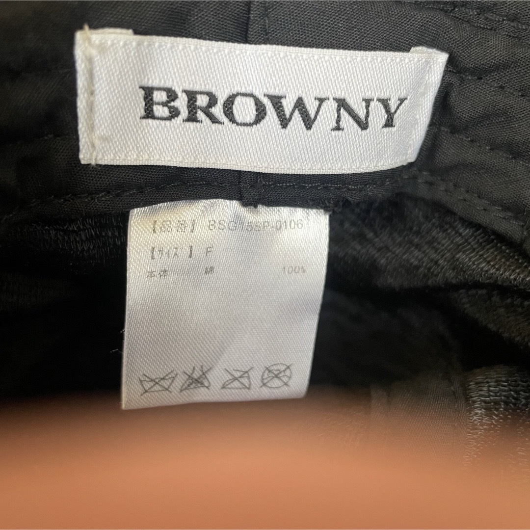 BROWNY(ブラウニー)のBROWNYブラウニー バケットハット 黒  帽子 レディースの帽子(ハット)の商品写真