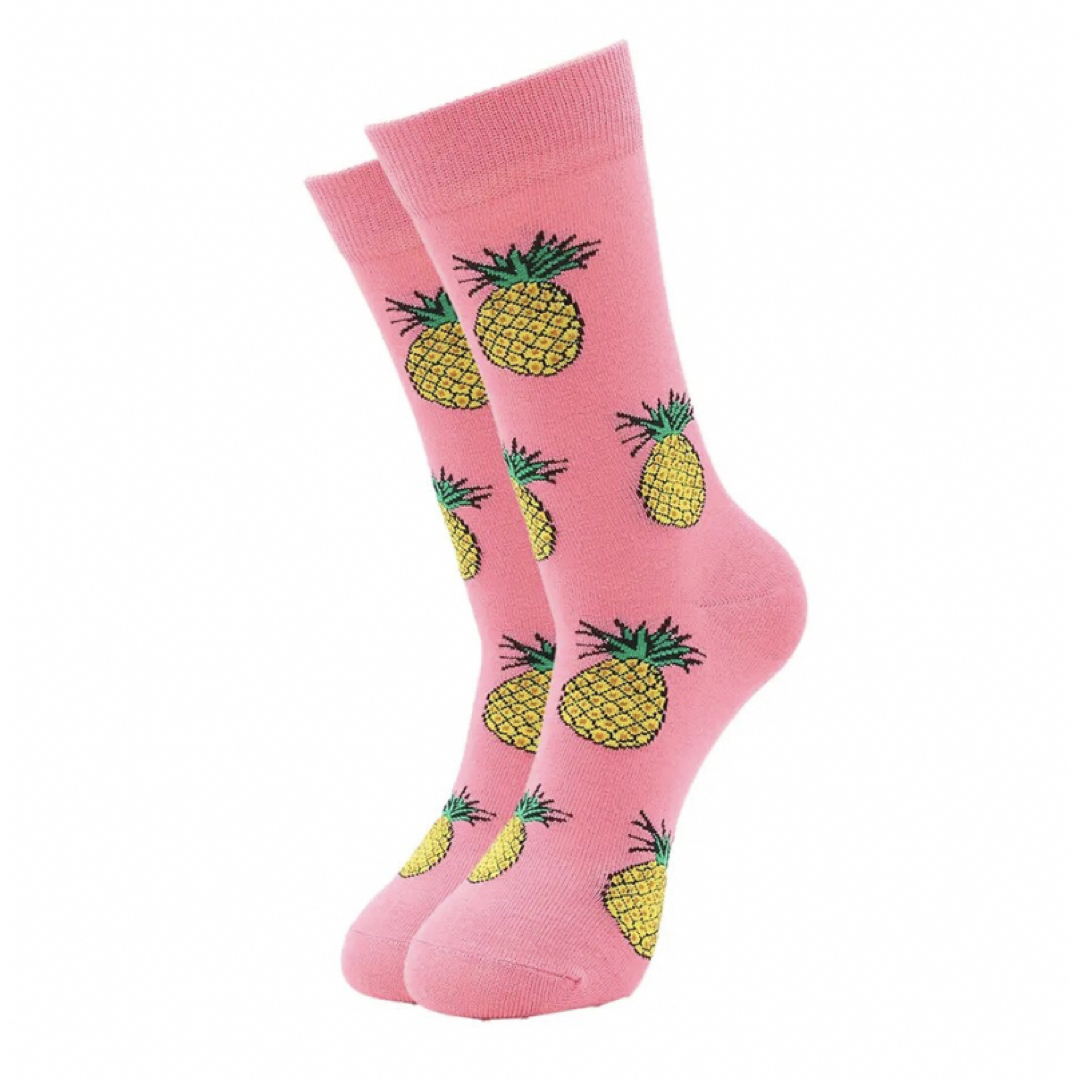 新品未使用　パイナップル　パイン　ソックス　靴下　ピンク　かわいい　ギフト レディースのレッグウェア(ソックス)の商品写真