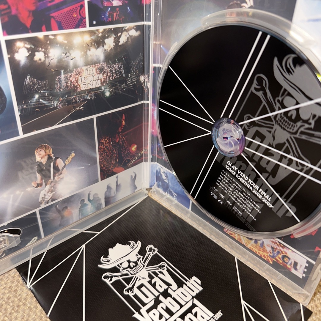 GLAY 20th Anniversary LIVE BOX VOL1(3枚組) エンタメ/ホビーのDVD/ブルーレイ(ミュージック)の商品写真