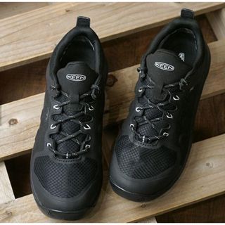 キーン(KEEN)のKEEN スニーカー  防水(スニーカー)