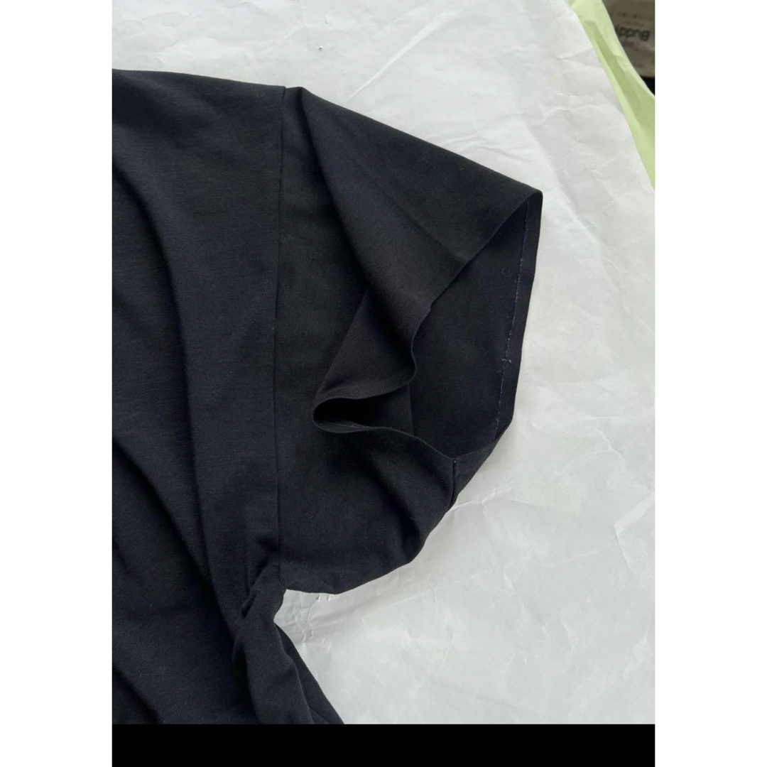 UNIQLO(ユニクロ)のユニクロ　エアイズム　黒　クール　ドライトップス　スポーツ レディースのトップス(Tシャツ(半袖/袖なし))の商品写真