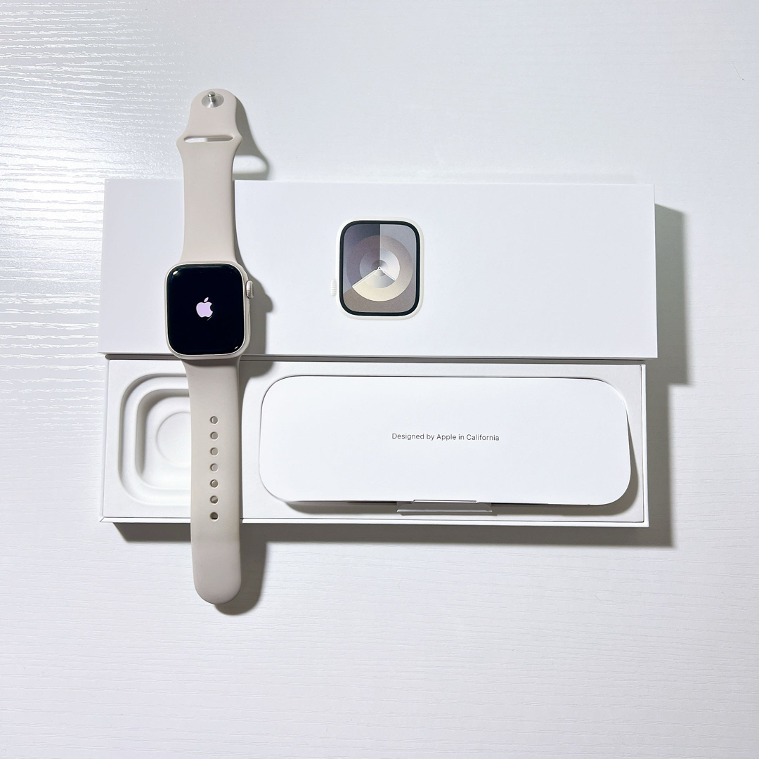 Apple Watch(アップルウォッチ)のApplewatch series9 41mm スターライト S/M  レディースのファッション小物(腕時計)の商品写真