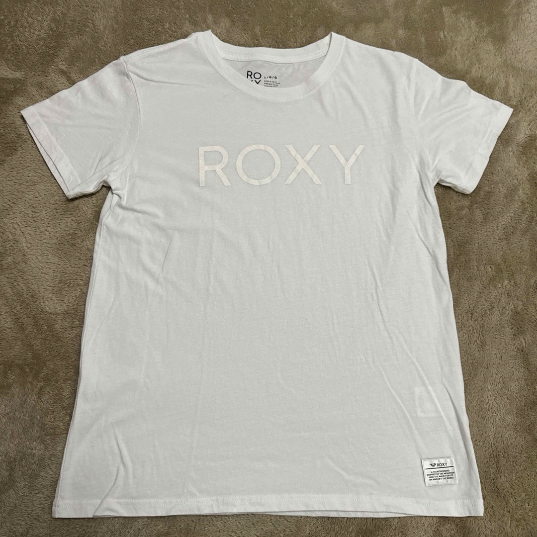 Roxy(ロキシー)のTシャツ　ROXY  Lサイズ　白 レディースのトップス(Tシャツ(半袖/袖なし))の商品写真