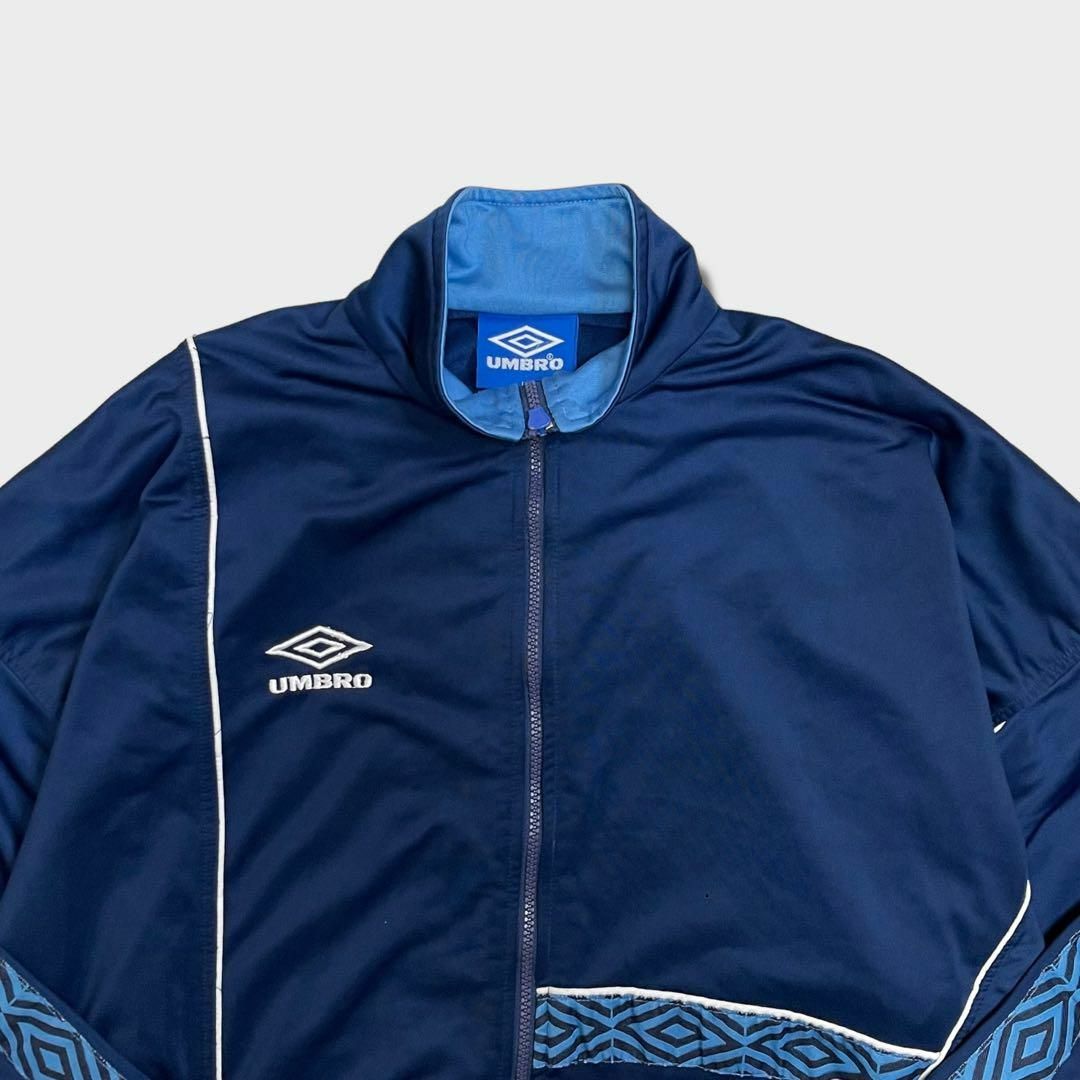 UMBRO(アンブロ)のUMBRO　アンブロ　トラックジャケット　ライン　アシンメトリー その他のその他(その他)の商品写真