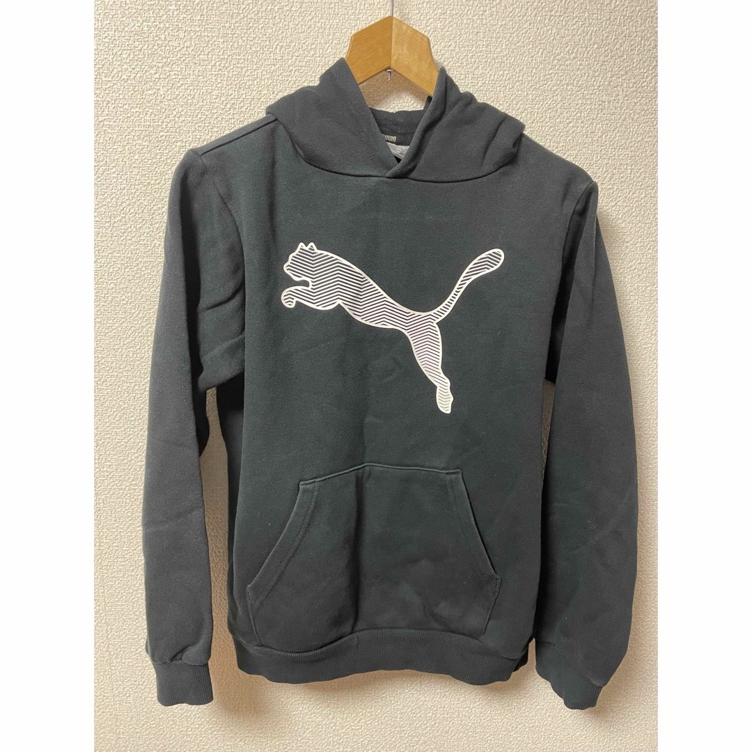 PUMA(プーマ)の【匿名配送】プーマ　プルオーバーパーカー　160cm  PUMA キッズ/ベビー/マタニティのキッズ服男の子用(90cm~)(Tシャツ/カットソー)の商品写真