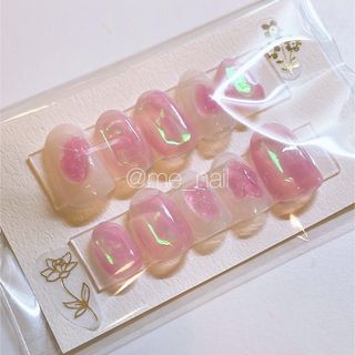 ちゅるん🧊ネイルチップ ハンドメイドのアクセサリー(ネイルチップ)の商品写真