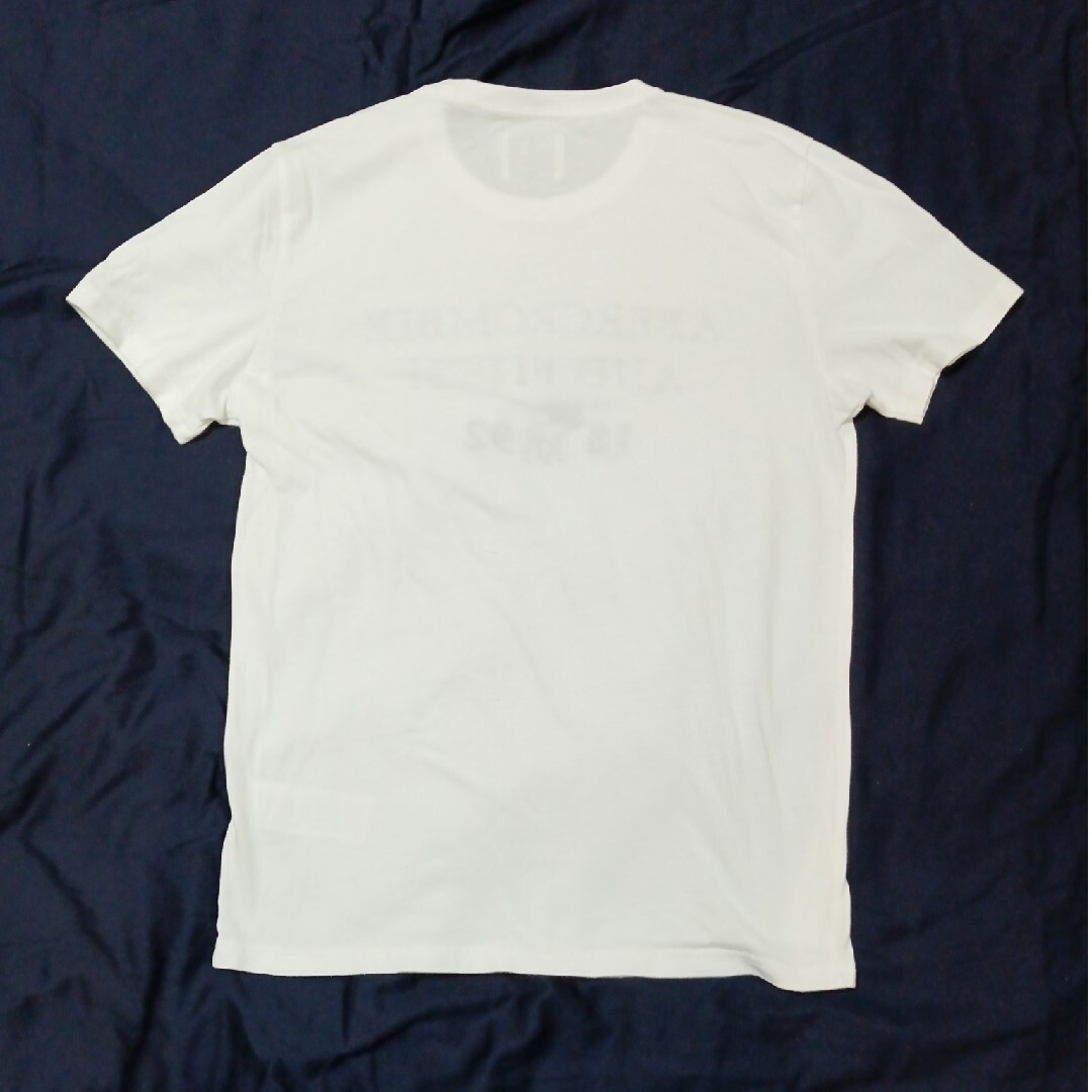 Abercrombie&Fitch(アバクロンビーアンドフィッチ)のアバクロ　Ｔシヤツ　サイズS メンズのトップス(Tシャツ/カットソー(半袖/袖なし))の商品写真