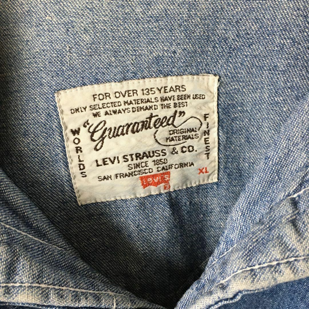 Levi's(リーバイス)のd1リーバイス　ヴィンテージデニムシャツ背面プリント　パールボタンXLメンズ長袖 メンズのトップス(Tシャツ/カットソー(七分/長袖))の商品写真