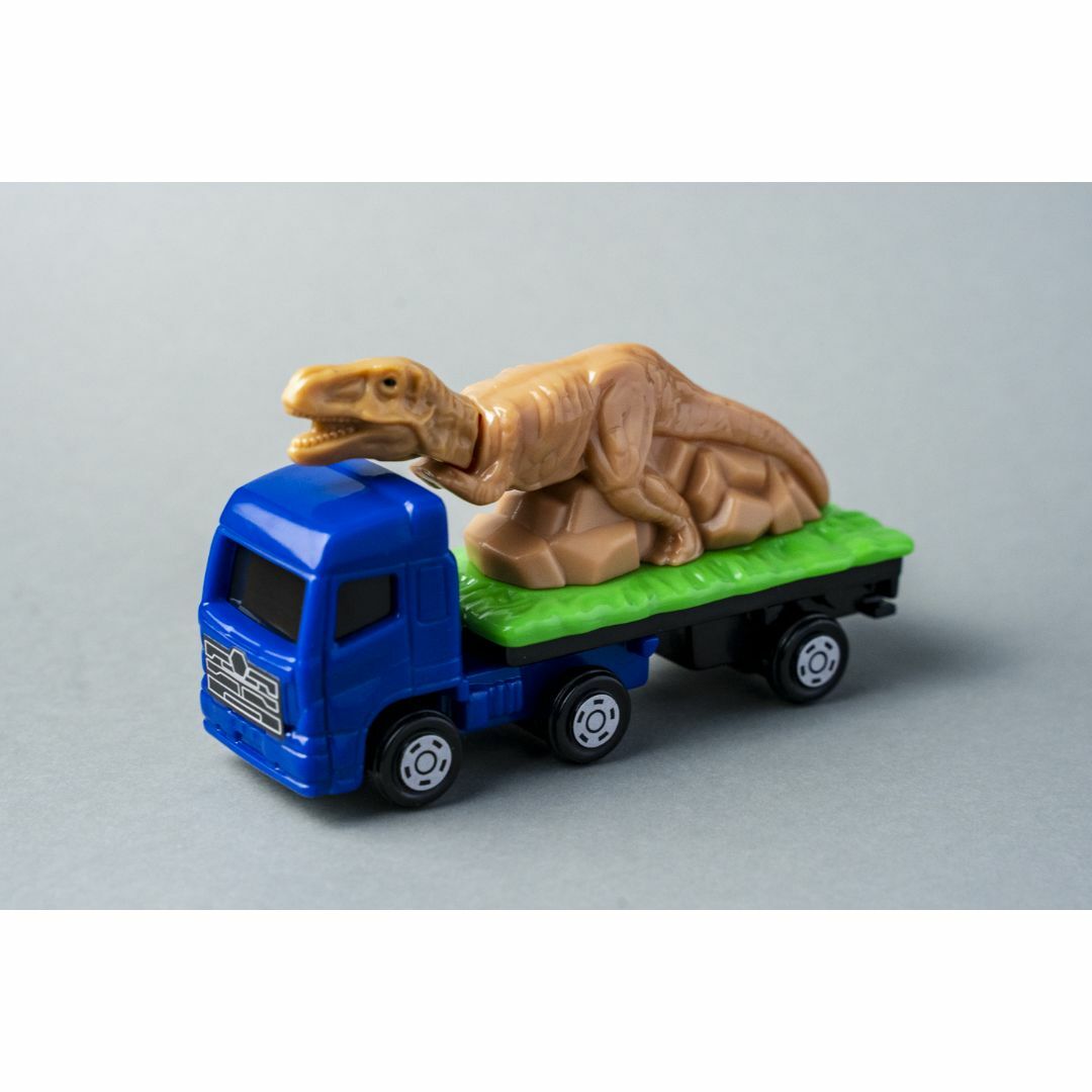 Takara Tomy(タカラトミー)のマクドナルド ハッピーセット「トミカ」 恐竜輸送車 エンタメ/ホビーのおもちゃ/ぬいぐるみ(ミニカー)の商品写真