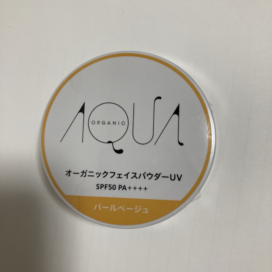 AQUA AQUA(アクアアクア)のアクア・アクア オーガニックフェイスパウダーUV パールベージュ(7.5g) コスメ/美容のベースメイク/化粧品(フェイスパウダー)の商品写真