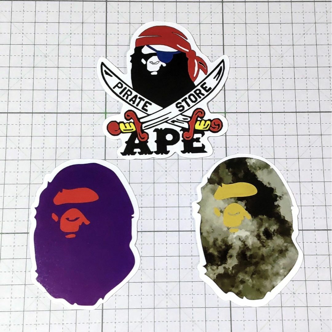 A BATHING APE(アベイシングエイプ)の5 A BATHING APE エイプ ステッカー3枚セット メンズのファッション小物(その他)の商品写真