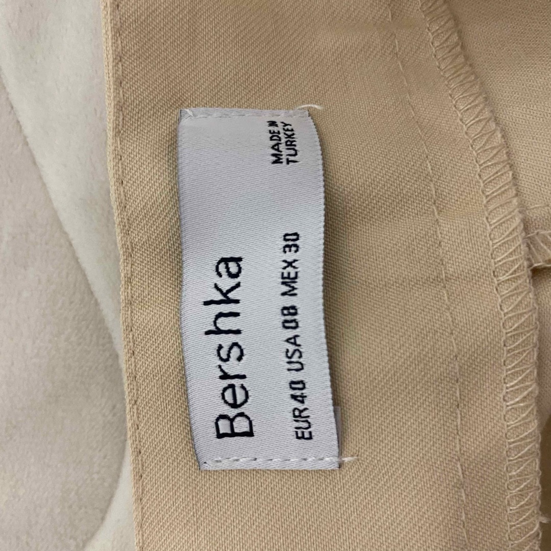 Bershka(ベルシュカ)のBershka パンツ レディースのパンツ(カジュアルパンツ)の商品写真