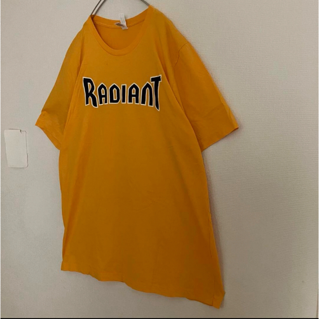 RADIANTカレッジビッグロゴTシャツオーバーサイズ雰囲気古着イエローtシャツ メンズのトップス(Tシャツ/カットソー(半袖/袖なし))の商品写真