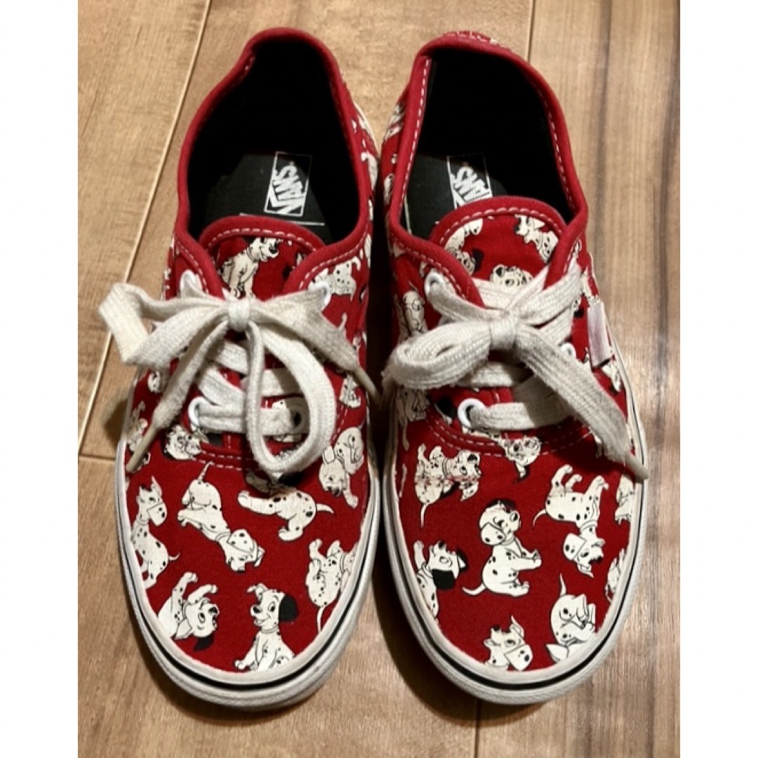 VANS(ヴァンズ)のVANSバンズ101匹わんちゃんオーセンティックスニーカーUS3 21.0cm キッズ/ベビー/マタニティのキッズ靴/シューズ(15cm~)(スニーカー)の商品写真