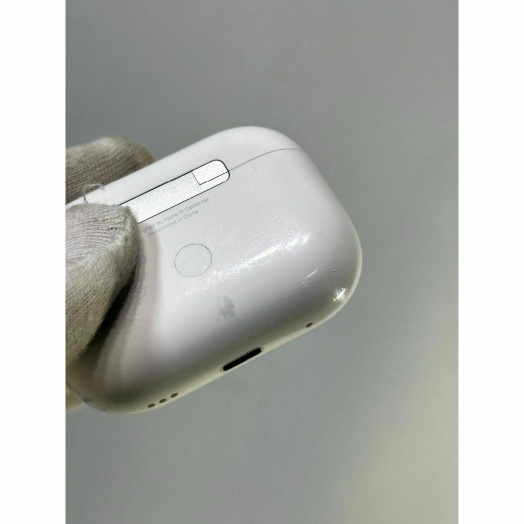 Apple(アップル)のApple AirPods PRO 第二世代 イヤホン イヤフォン (D7 スマホ/家電/カメラのオーディオ機器(ヘッドフォン/イヤフォン)の商品写真