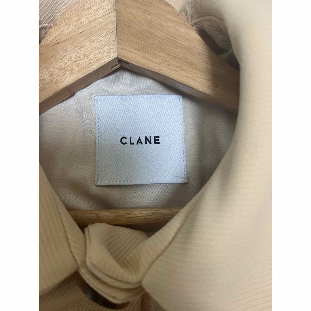 CLANE(クラネ)のclane / BULKY SLEEVE CROPPED JACKET レディースのジャケット/アウター(ブルゾン)の商品写真