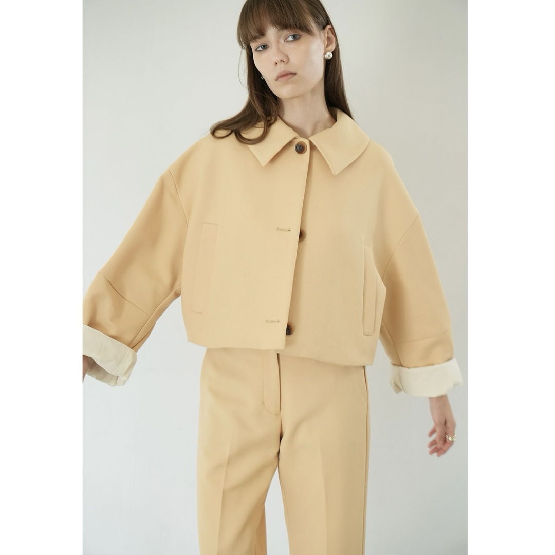 CLANE(クラネ)のclane / BULKY SLEEVE CROPPED JACKET レディースのジャケット/アウター(ブルゾン)の商品写真