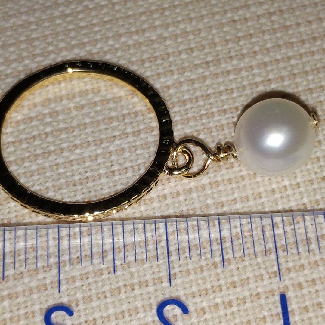 あこや真珠　7.8mm　スイング リング　ゴールドカラー　K16gp　9号　綺麗 ハンドメイドのアクセサリー(リング)の商品写真