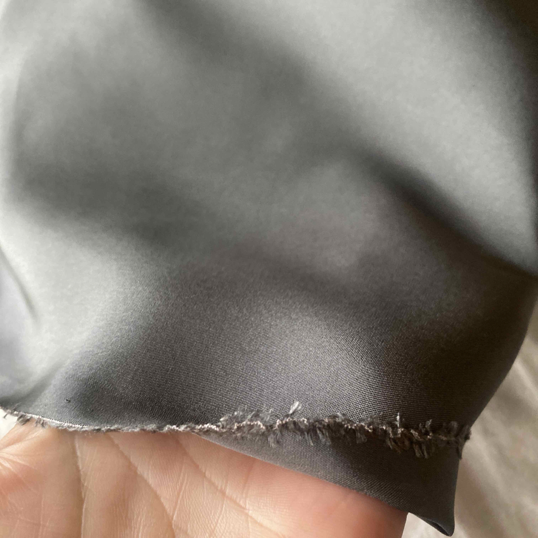 シルク100 絹  羽二重生地 グレー系 ハンドメイドの素材/材料(生地/糸)の商品写真