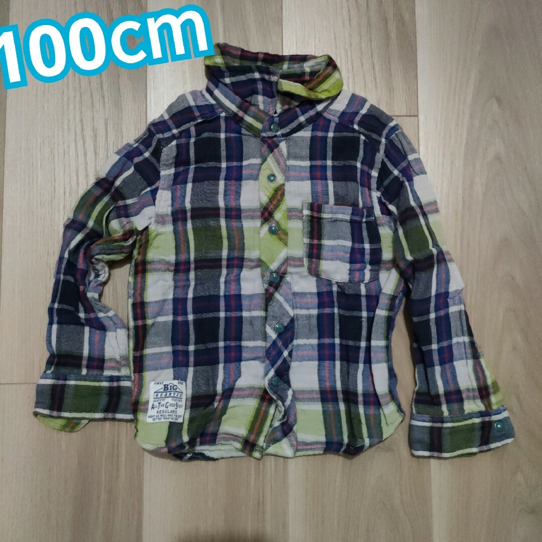 子供 ネルシャツ 長袖シャツ 100cm キッズ/ベビー/マタニティのキッズ服男の子用(90cm~)(Tシャツ/カットソー)の商品写真