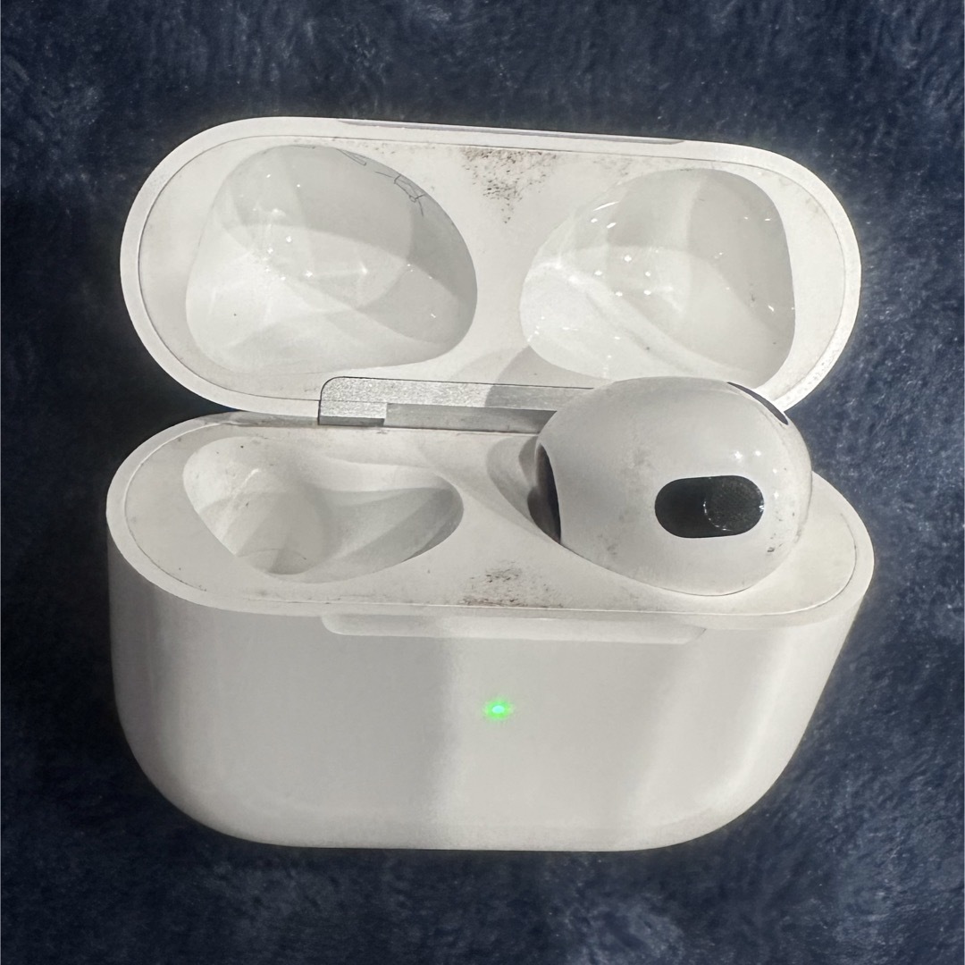 Apple(アップル)のAirPods 第3世代 商談中 スマホ/家電/カメラのスマホアクセサリー(その他)の商品写真