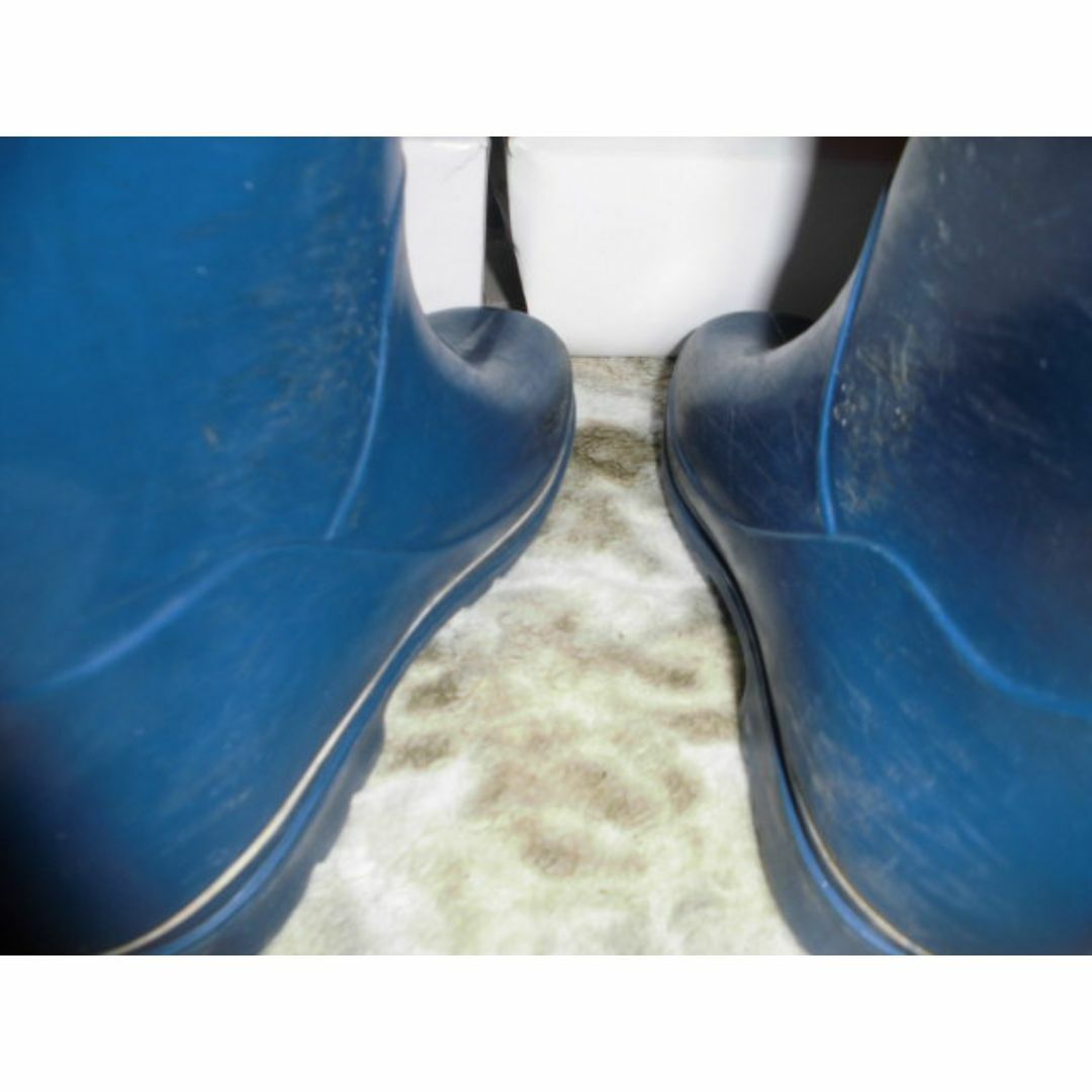 シンプル 長靴 レインブーツ 青色 無地 22㎝ キッズ/ベビー/マタニティのキッズ靴/シューズ(15cm~)(長靴/レインシューズ)の商品写真