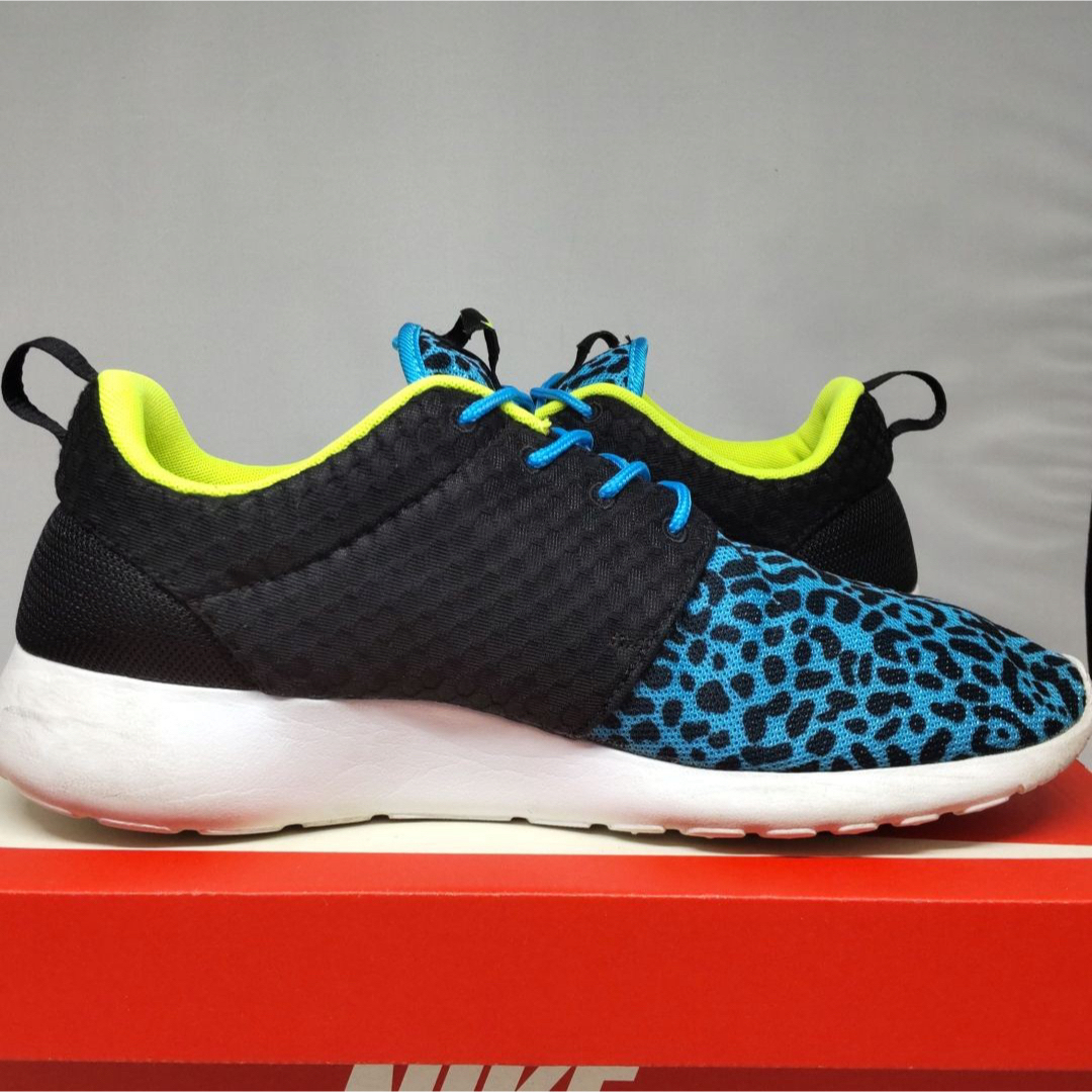 NIKE(ナイキ)のナイキ ローシラン NIKE ROSHERUN FB メンズの靴/シューズ(スニーカー)の商品写真