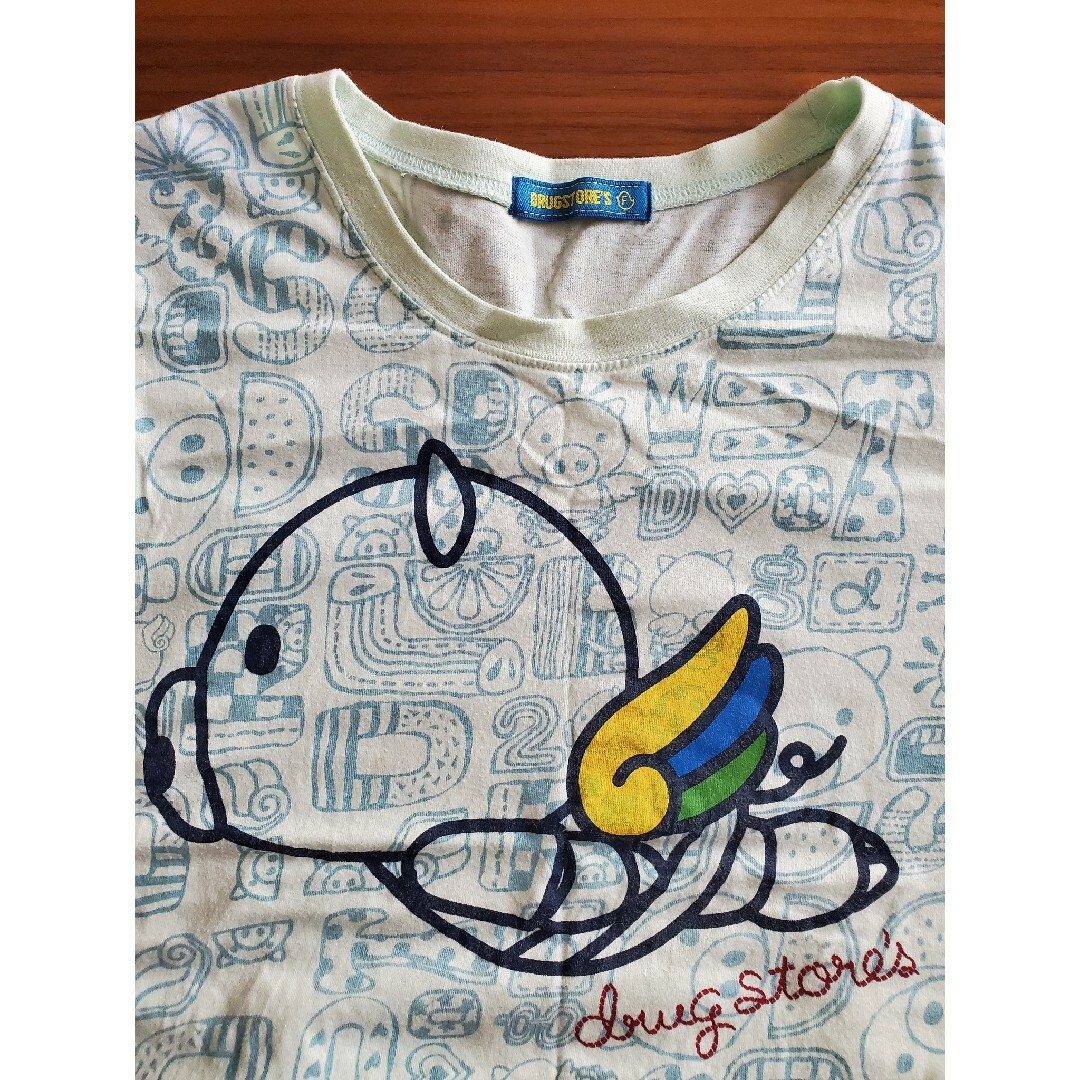 drug store's(ドラッグストアーズ)のサイズＦ　ドラッグストアーズ　総柄Tシャツ　水色系 レディースのトップス(Tシャツ(半袖/袖なし))の商品写真