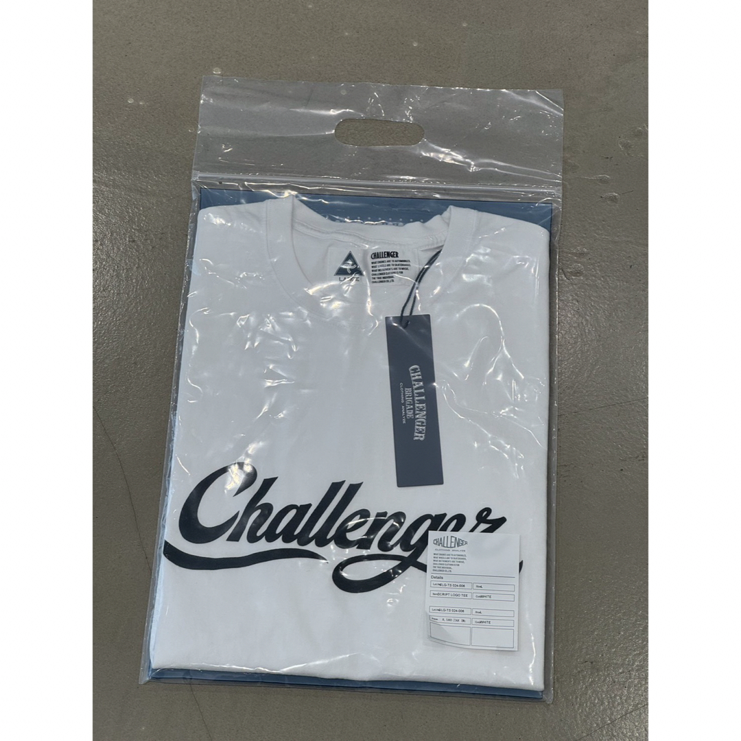 Challenger チャレンジャー SCRIPT LOGO TEE 白 L メンズのトップス(Tシャツ/カットソー(半袖/袖なし))の商品写真
